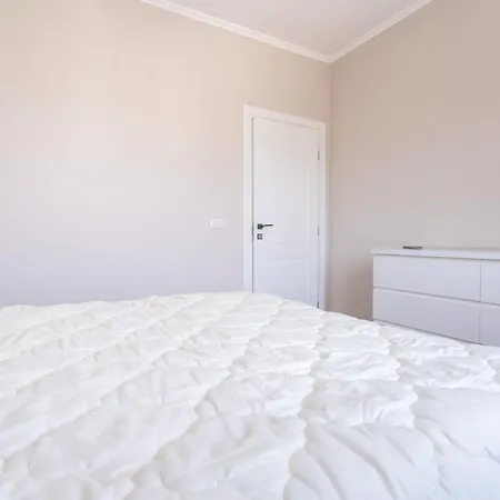 Renovated Close To Town Center And The Vlorë