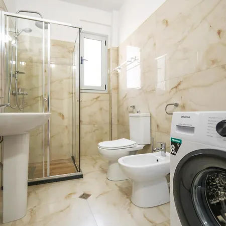 Apartment Renovated Close To Town Center And The *