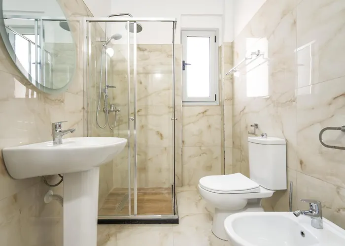 Appartement Renovated Close To Town Center And The